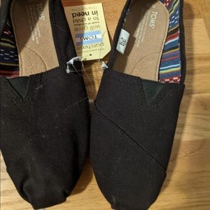 Black Toms Slip-on